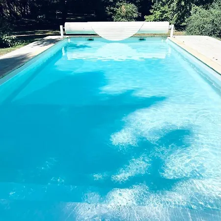 Du Lion D'or فندق مبيت وإفطار 3*