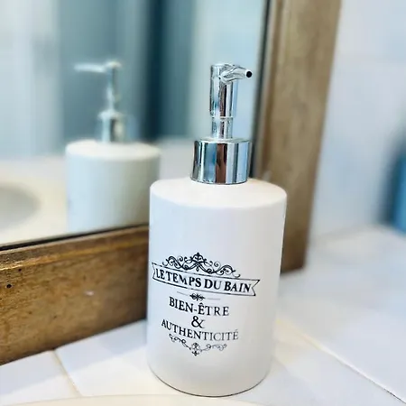 Oda ve Kahvaltı Du Lion D'or 3*